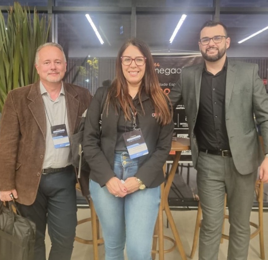 Augusto Melo, Mari Vitório e Junior Berwig no MegaWork Experience
